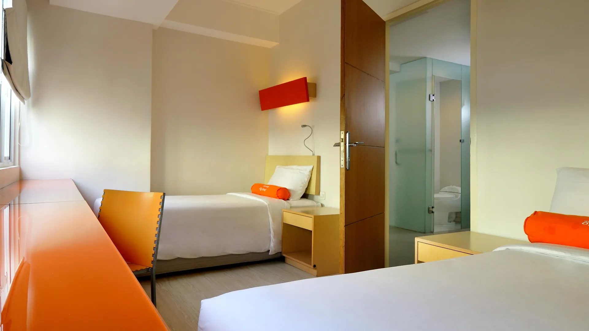 ****  Harris Hotel & Residences Riverview Kuta, Bali - Associated Harris Kuta Lombok Indonesien